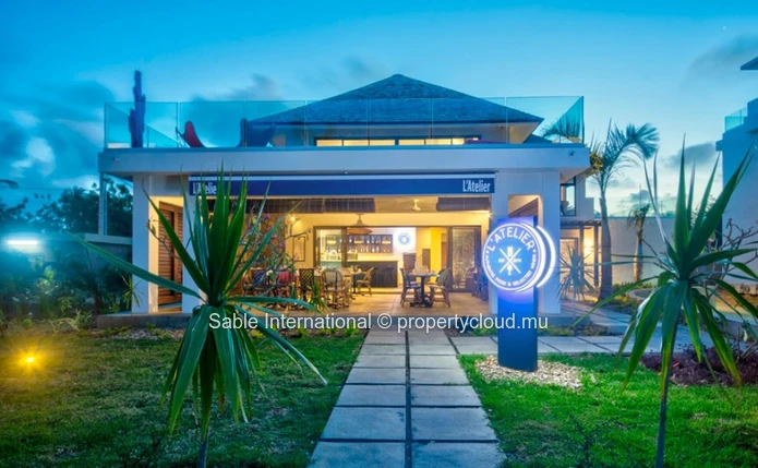 Luxurious Villa PDS in Grand Gaube with Private Pool & Stunning Views! 354m², Fully Furnished, Close to Amenities 
