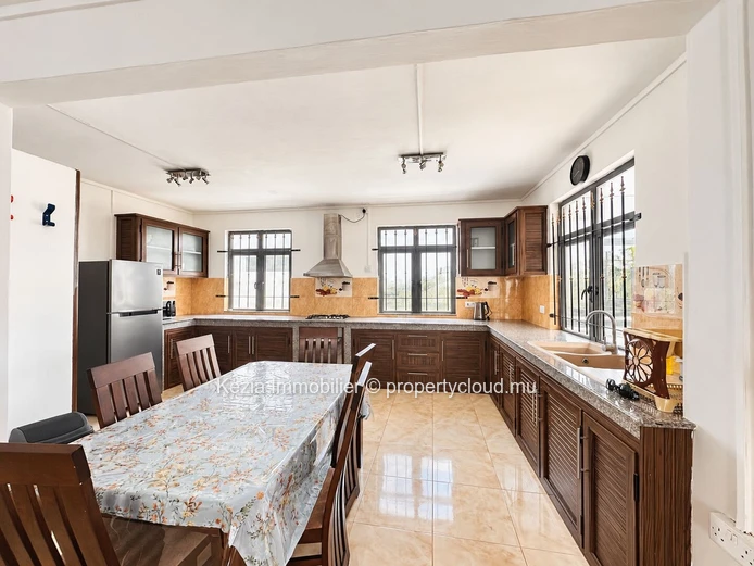 Appartement À 800 Mètres De La Côte
