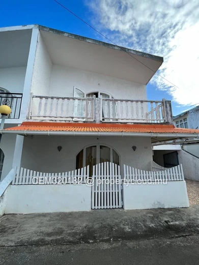 Furnished Villa for Rent – Pereybere