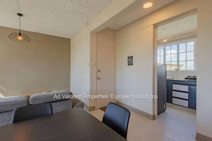 Charming semi-furnished apartment for sale in Curepipe! 52m2