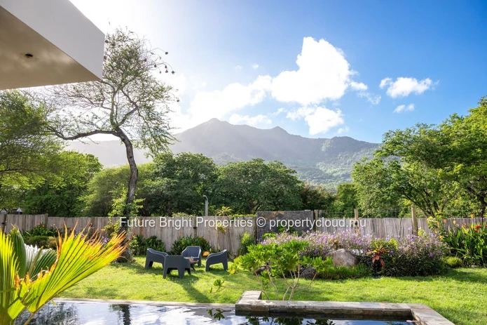 Là où la nature rencontre le luxe : votre villa au Domaine de Palmyre