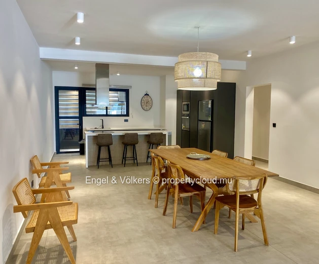 Modern 3-Bedroom Apartment for Sale – West Coast Living at Its Best
