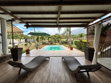 5 Bedroom Villa