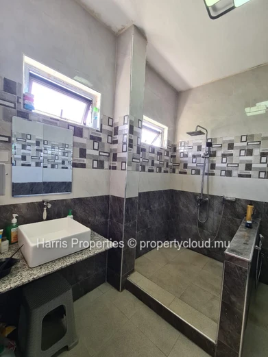 For Sale – Elegant & Spacious 5,000 ft² Home | Rs.