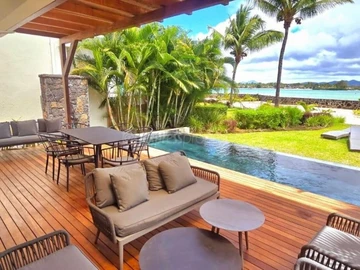 4 Bedroom Villa