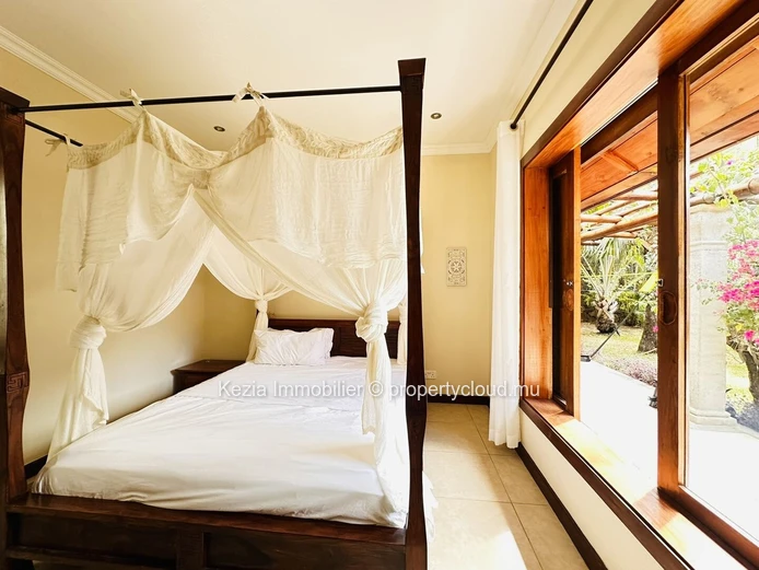 Charming And Intimate Villa