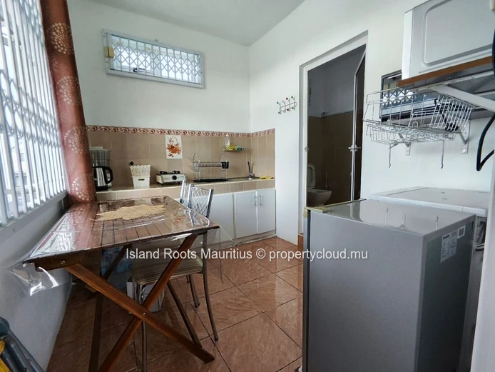 Studio en location long terme, idéalement situé à Péreybère