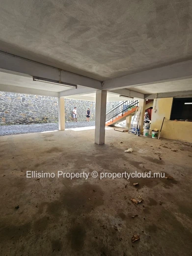 For Rent – Cozy 2-Bedroom Apartment in Calodyne