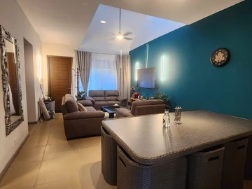 4 Bedroom Villa