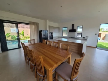 4 Bedroom Villa