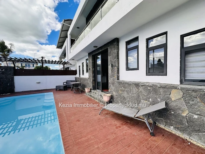 Contemporary Duplex Near The Coast