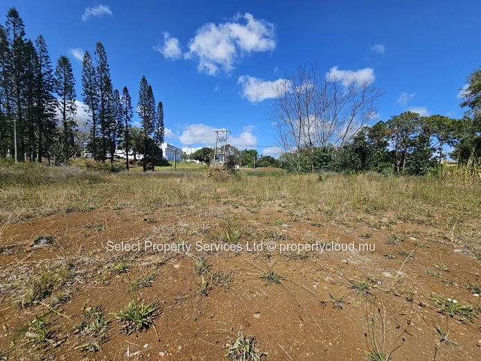 Prime Freehold Land for Sale in Moka