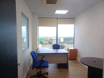 Bureau de 5 Chambres