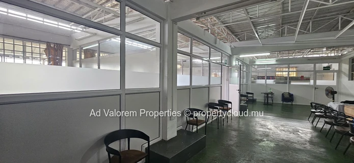 Bâtiment commercial et industriel à vendre à Vacoas