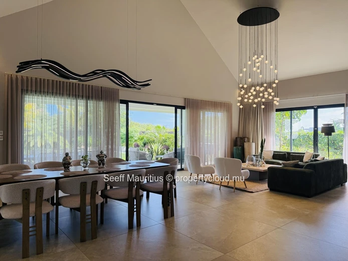 Elegant Family Villa in Bois Chandelle Mont Choisy