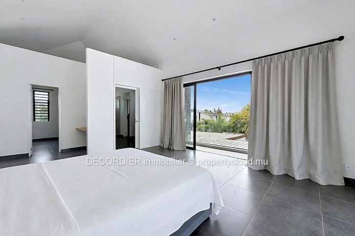 Villa contemporaine à proximité de la plage