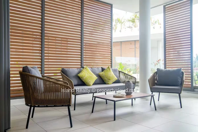 Appartement 248 m² avec vue mer dans résidence sécurisée – Pointe aux Canonniers