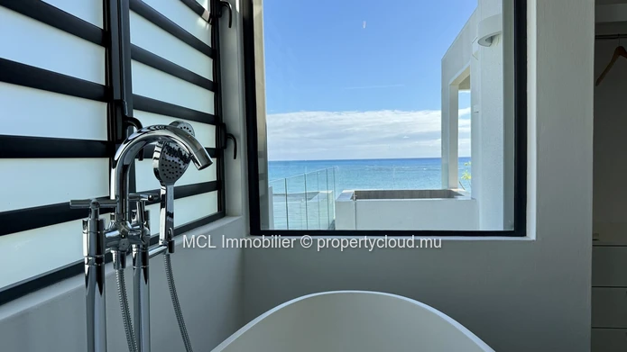 Luxueux Penthouse en Bord de Mer, Péreybère.