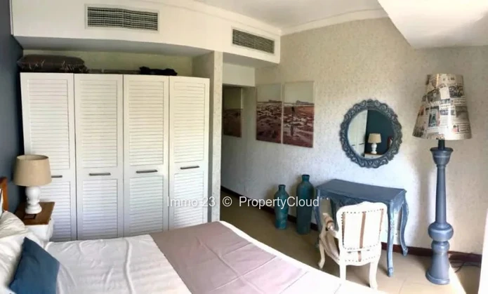 Appartements - 4 chambres - Roches Noires - Ref. AP33707LO