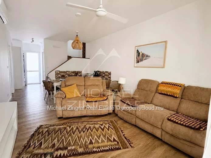 3-Bedroom Duplex with Private Pool – Tamarin