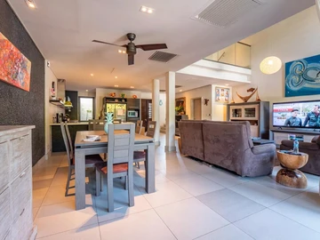 Townhouse, Duplex de 3 Chambres