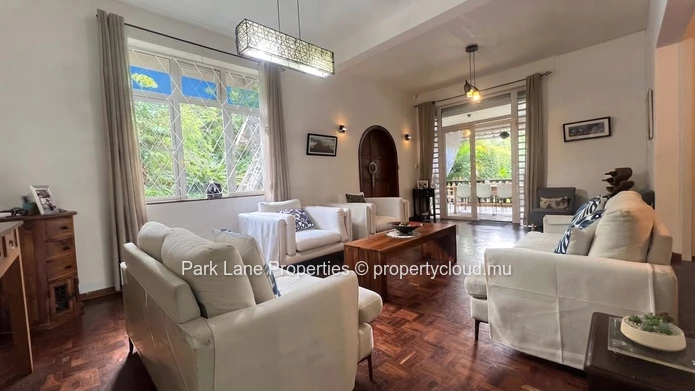 Modern single level house in Curepipe