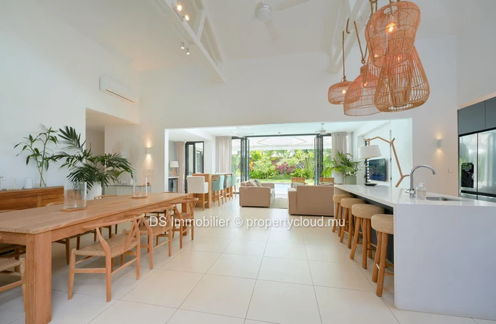 Villa De 4 Chambres Ensuite À Vendre À Péreybère -Nord - Accessible Aux Non-Citoyens