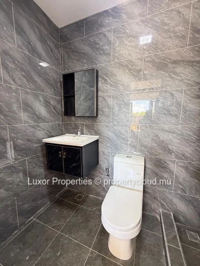 À LOUER | Appartement Moderne en Bord de Mer à Le Bouchon
