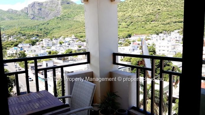 À LOUER – Appartement meublé de 3 chambres à Port-Louis (près de la rue Labourdonnais)