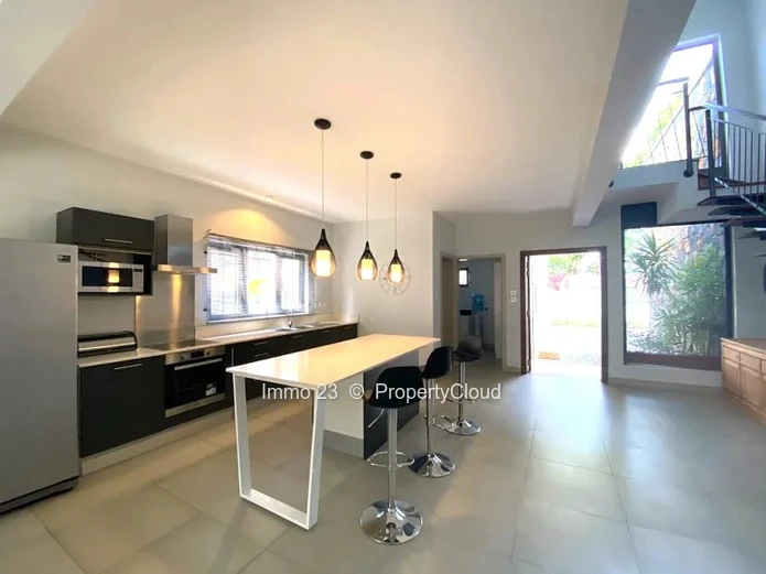 House / Villa - 3 bedrooms - Trianon - Ref. MA55623LO