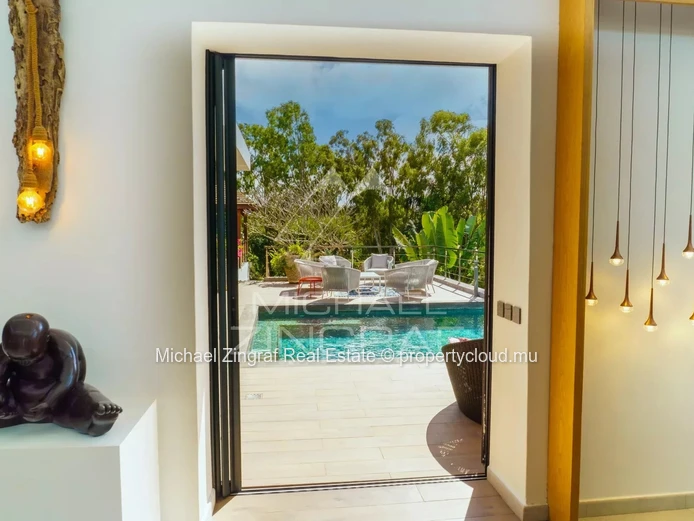 Exceptional Villa in Azuri – Luxury Living Between Golf, Marina and the Lagoon