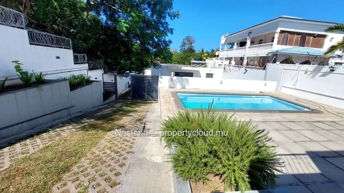 Maison neuve de plain-pied avec 3 chambres.