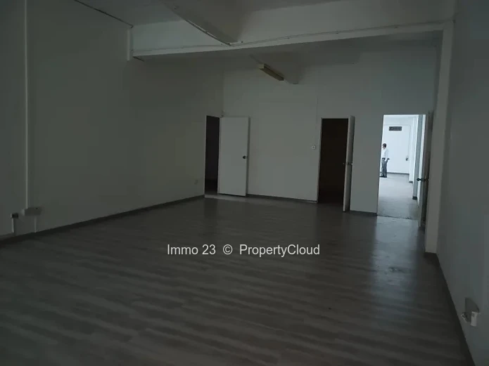 Bureau - 250m2 - Port Louis - Ref. BU82709LO