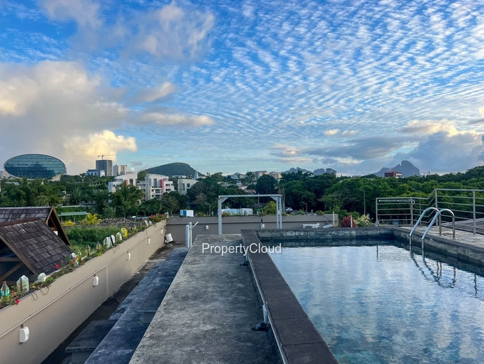 For Rent - 2-Bedroom Apartment With Pool- Ebène