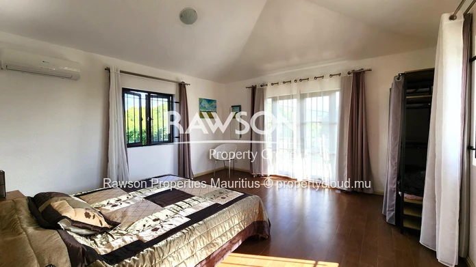 Spacieuse Villa A Proximite De Calodyne