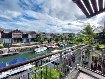 Townhouse, Duplex de 3 Chambres