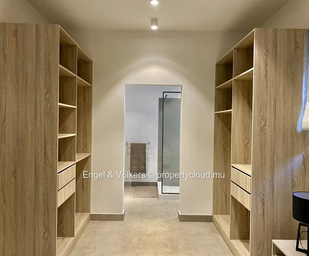 Modern 3-Bedroom Apartment for Sale – West Coast Living at Its Best