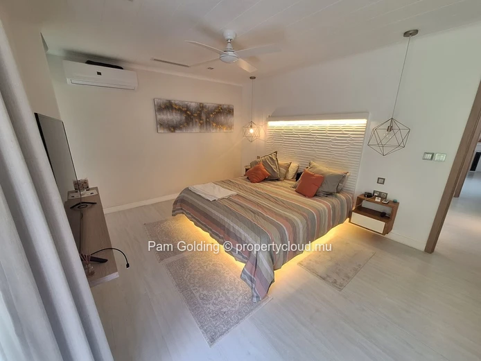 Serene Elegance: 3-Bedroom Villa in Clos du Littoral, Grand Baie