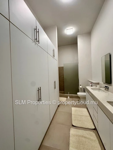 Modern Ground Floor 3-bedroom Apartment for Rent in Moka