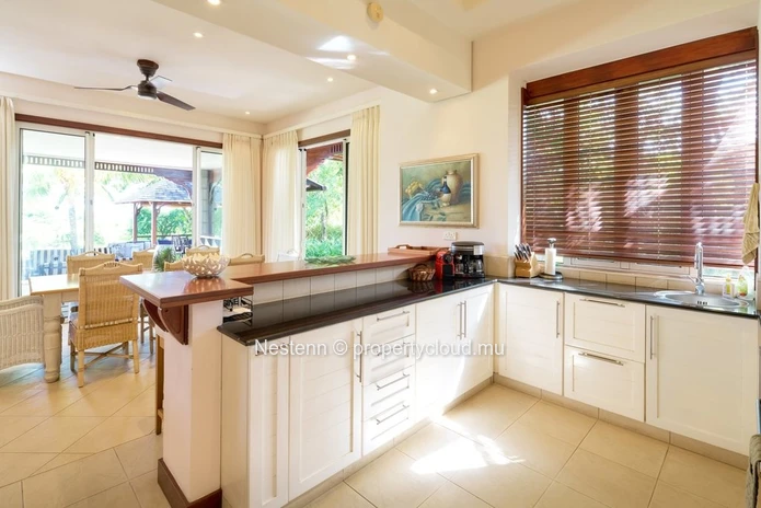 Villa de 4 chambres avec piscine privée et jardin dans un domaine avec golf