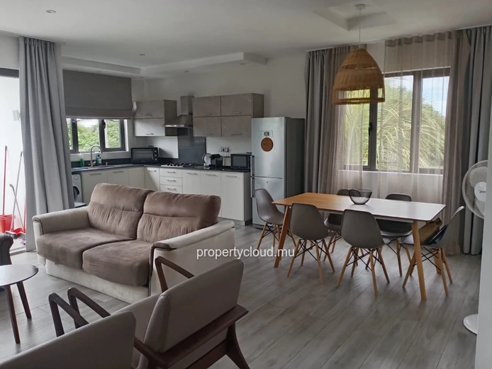 2-bedroom apartment with pool – Pereybère