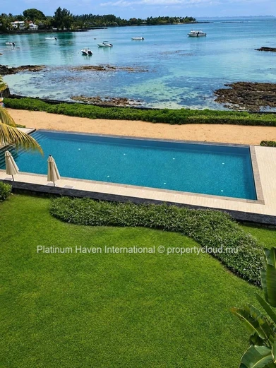 UN PENTHOUSE TROPHÉE EN FRONT DE MER À PÉREYBÈRE – Rs 80 Millions 