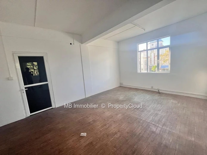 Office for Rent - Pointe aux Canonniers