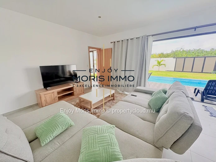 Modern 3-bedroom villa with pool in Grand Baie
