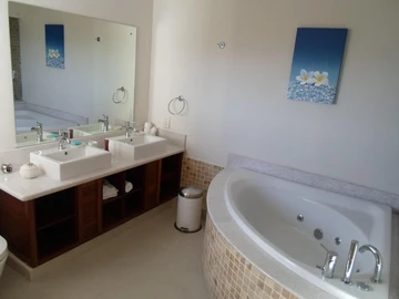 3 Bedroom Townhouse, Duplex
