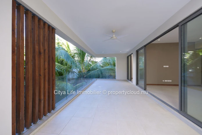 Luxury PDS Apartment with panoramic sea view for sale in Pointe aux Canonniers