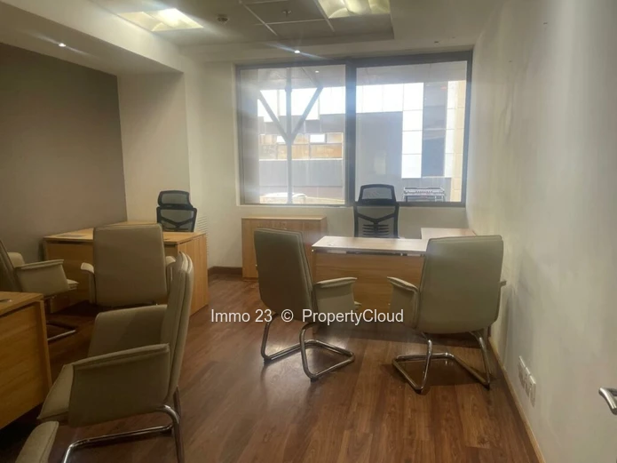 Big Office of 392 Square Meters