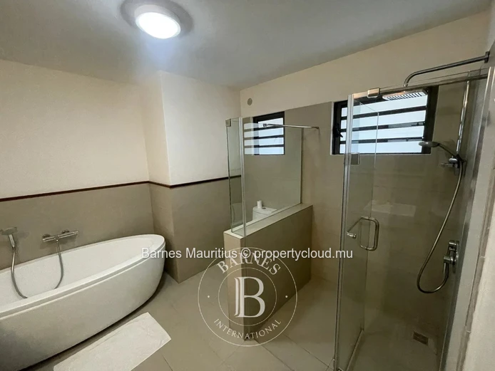FLORÉAL - Appartement meublé dans une résidence haut de gamme - 3 chambres et bureau