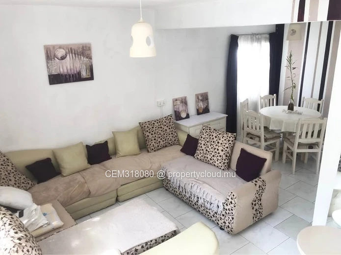 Bright 2 Bedroom House for Rent in Vacoas
