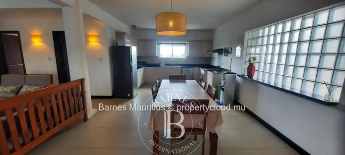 GRAND BAIE - Charmant penthouse - 3 chambres
